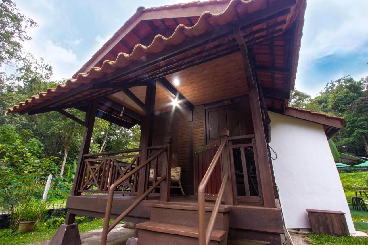 Genting Greenwoods Tiny Houses & Events Hall Genting Highlands Exterior foto